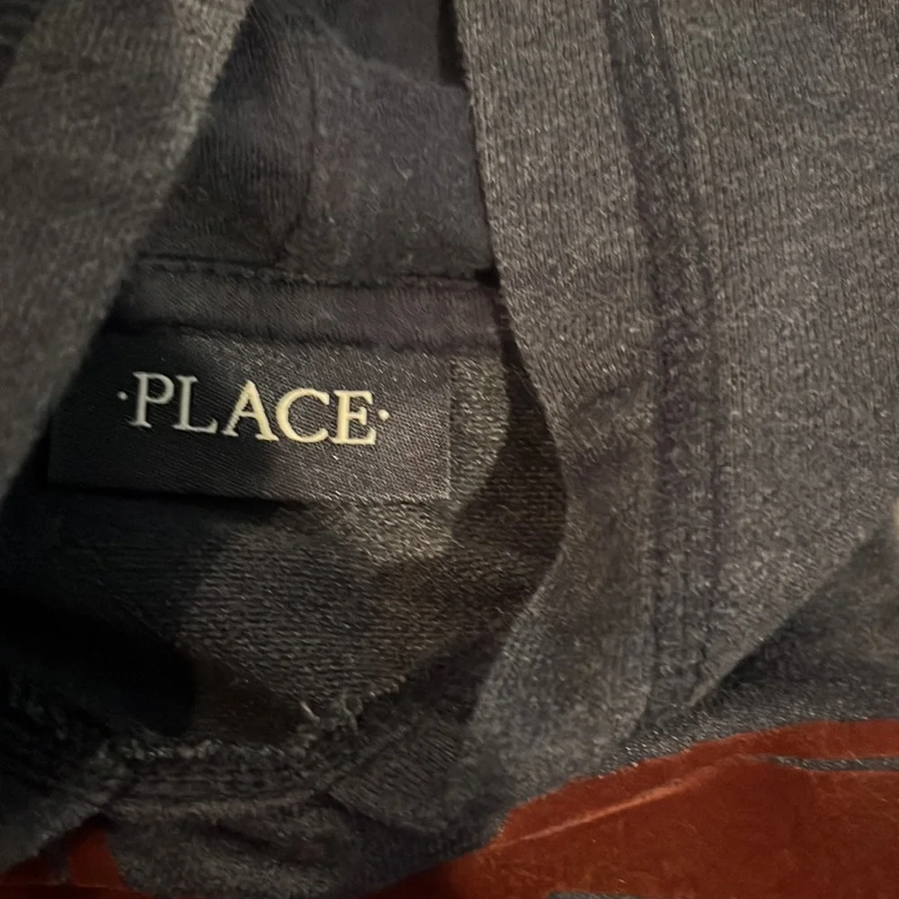 EUC The Children’s Place hooded sweatshirt, sz 7/8